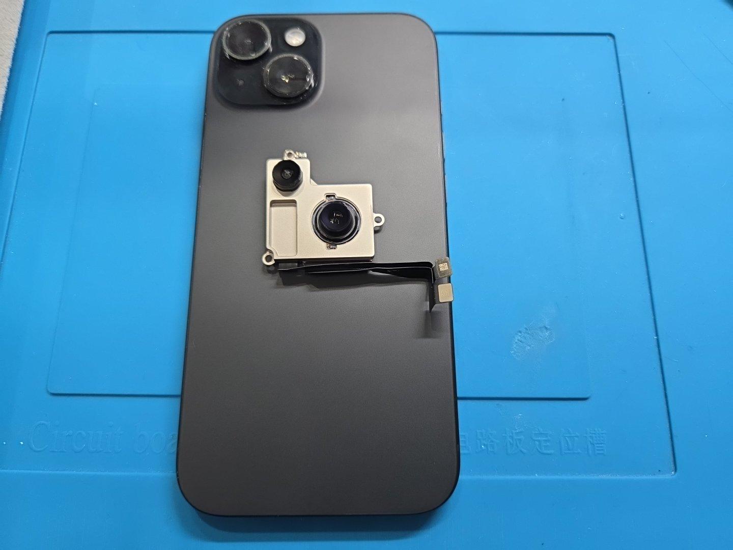 iPhone15のアウトカメラ修理最短即日でできます！【スマホ修理工房 池袋P'パルコ店】